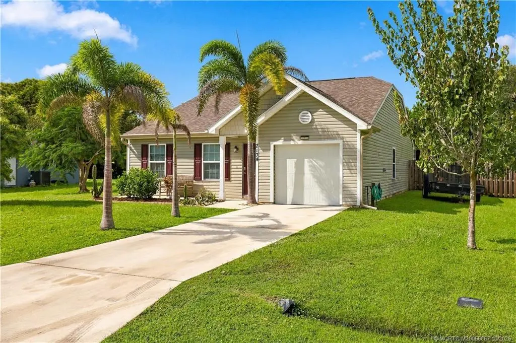 Photo 3 at 2134 SE Gaslight Street, Port St. Lucie