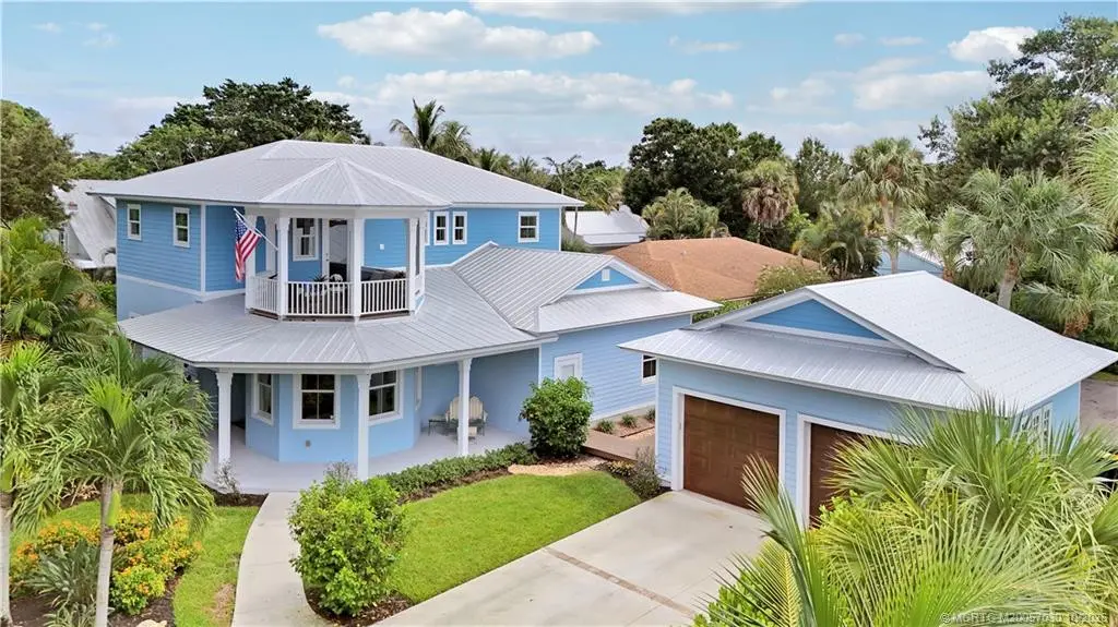 Photo 2 at 1002 SE Riverside Drive, Stuart