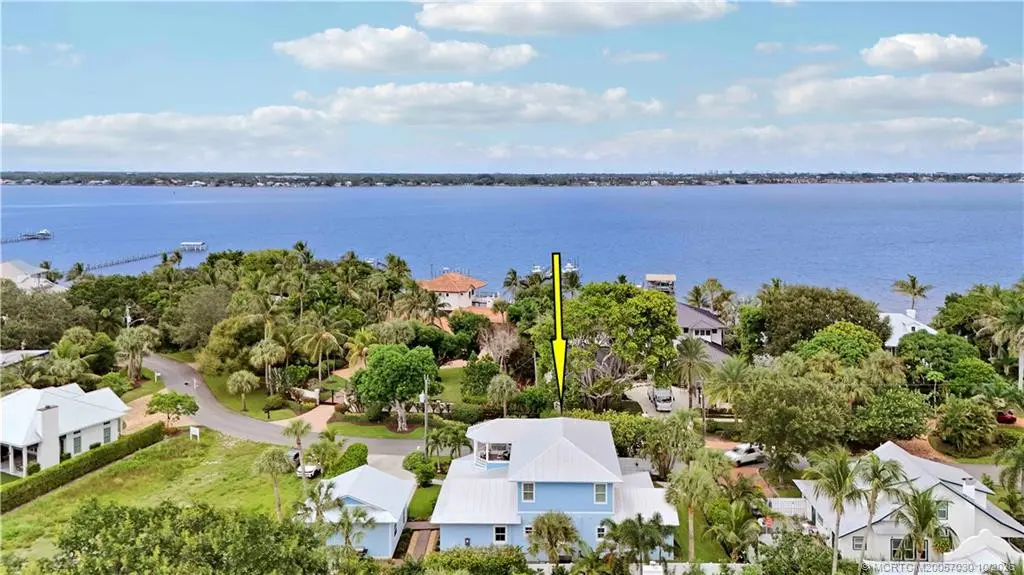 Photo 5 at 1002 SE Riverside Drive, Stuart