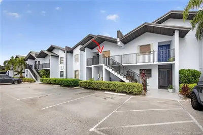 1831 SW Palm City Road C402, Stuart – Condominium for sale