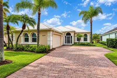 4493 NW Red Maple Drive, Jensen Beach – Single Family Residence for sale