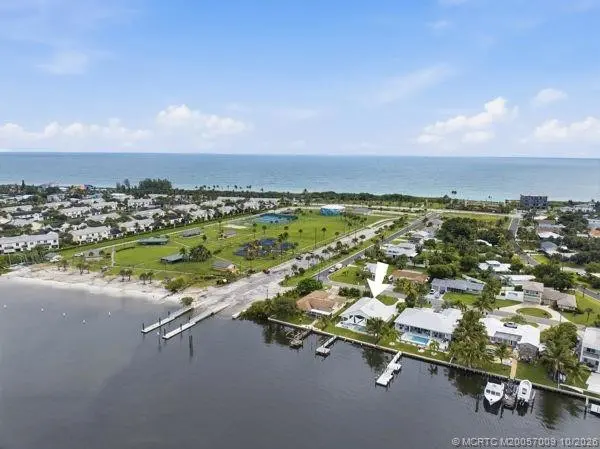Photo 2 at 1705 Bayshore Drive, Fort Pierce
