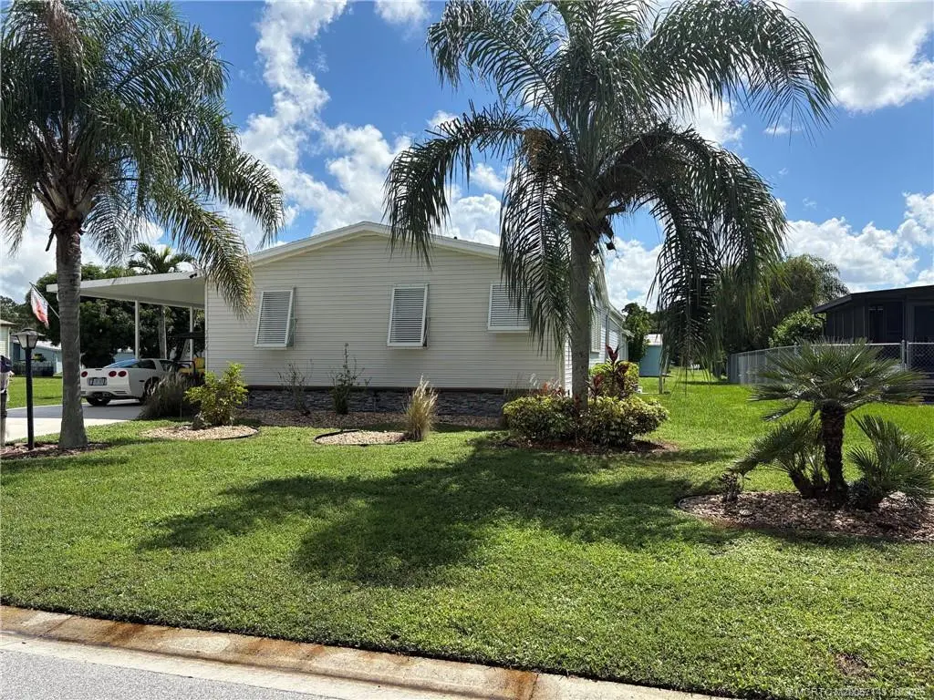 Photo 3 at 2474 SW Versailles Terrace, Stuart