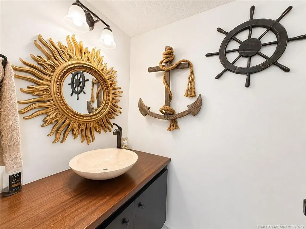 Photo 4 at 11000 S Ocean Drive 4I, Jensen Beach