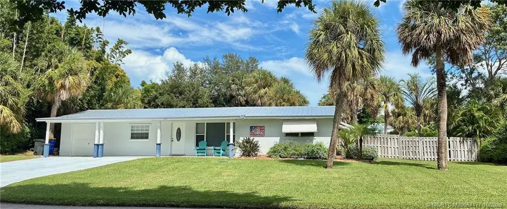 Photo 4 at 3483 NE Indian Court, Jensen Beach