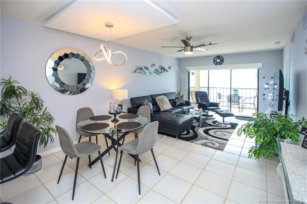 Photo 4 at 4680 NE Sandpebble Trace 302, Stuart
