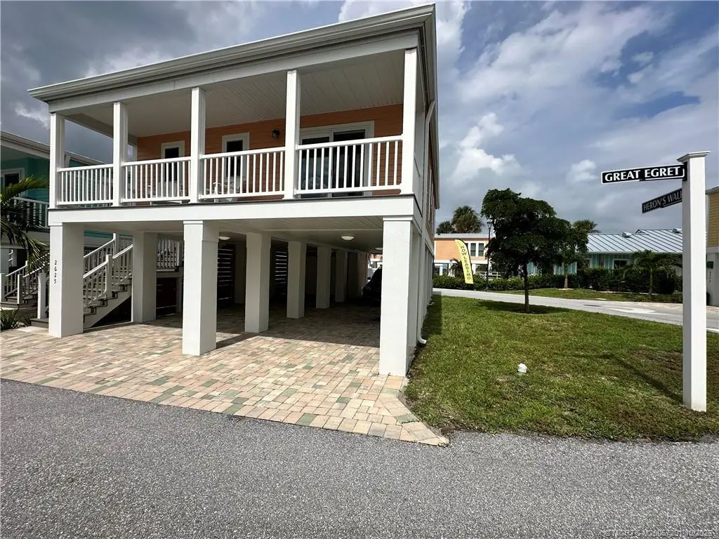 Photo 2 at 2625 NE Great Egret Way, Jensen Beach