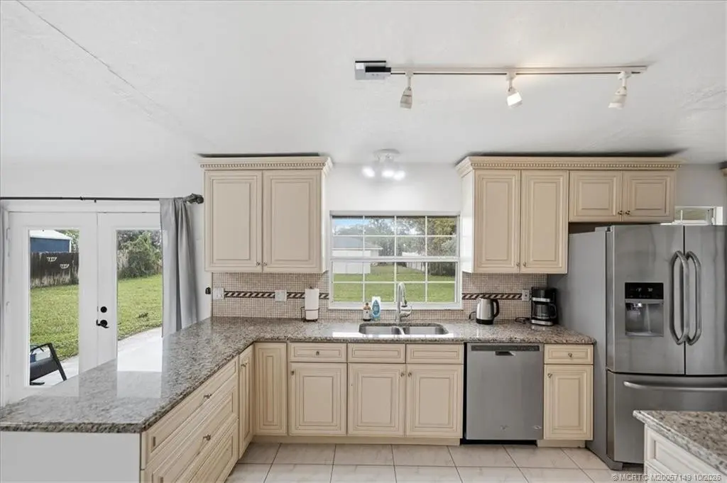 Photo 6 at 1357 SE Oakmont Lane, Port St. Lucie