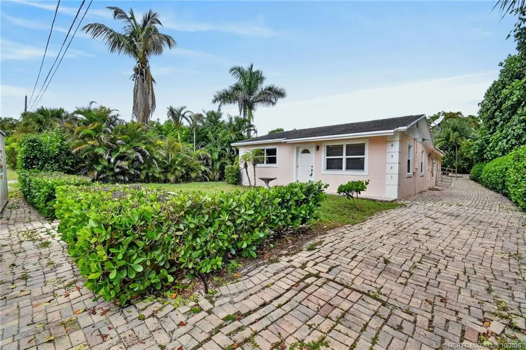 Photo 3 at 8331 SE Lundy Street, Hobe Sound