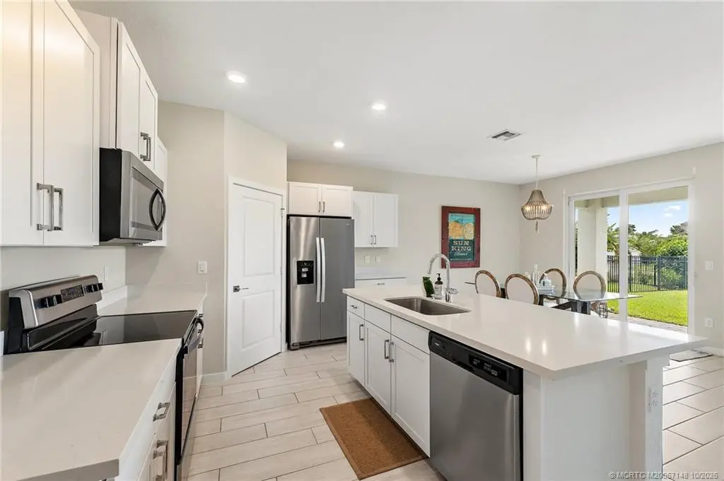 Photo 3 at 1590 NE Skyhigh Terrace, Jensen Beach