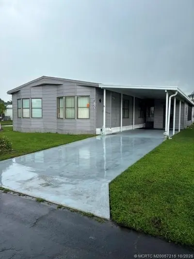 4760 SE Bywood Terrace, Stuart – Manufactured Home for sale