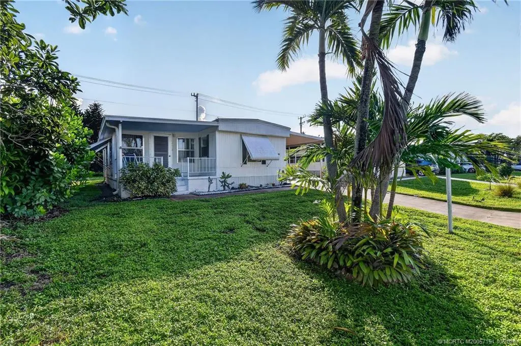 Photo 7 at 8051 SE Homestead Avenue, Hobe Sound