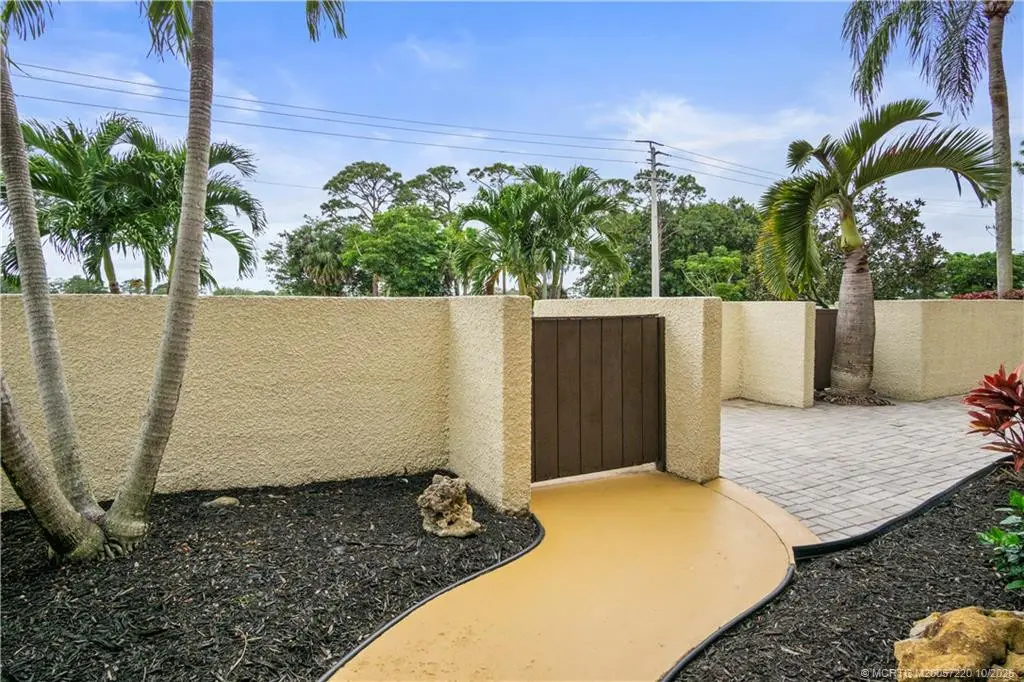 walk way on paved patio at 1800 SE Saint Lucie Boulevard 9-105, Stuart