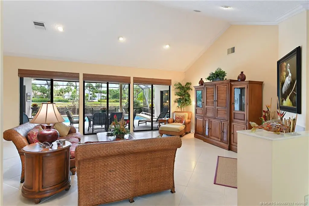Photo 7 at 4173 SW Gleneagle Circle, Palm City