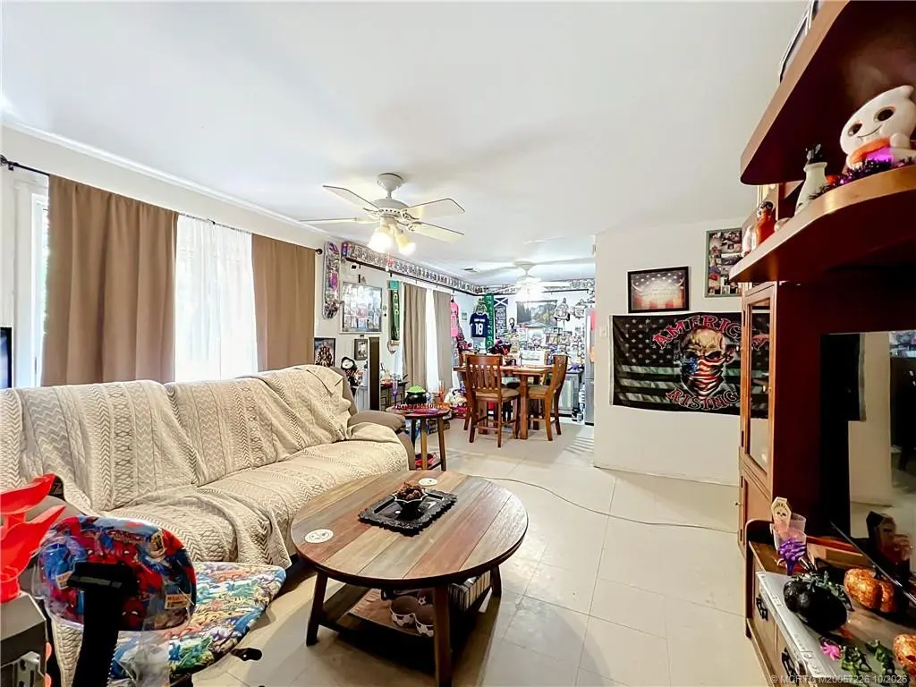 Photo 5 at 4823 Sears Street, Fort Pierce