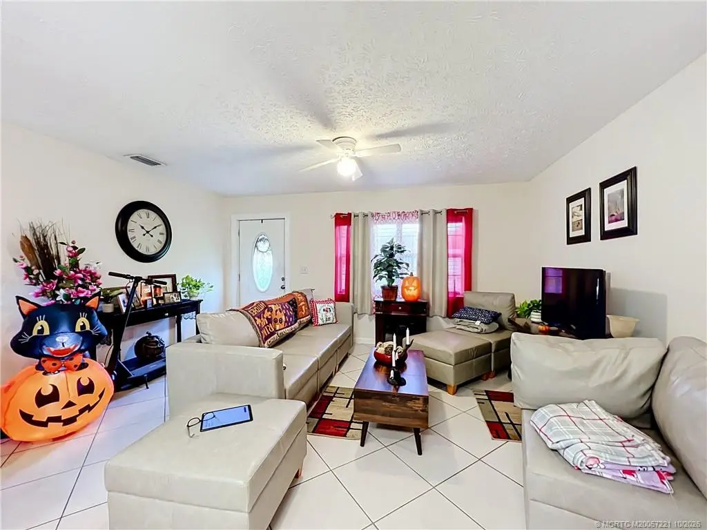Photo 6 at 4855 Sears Street, Fort Pierce