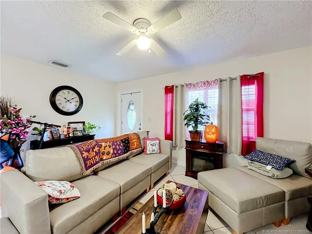 Photo 7 at 4855 Sears Street, Fort Pierce