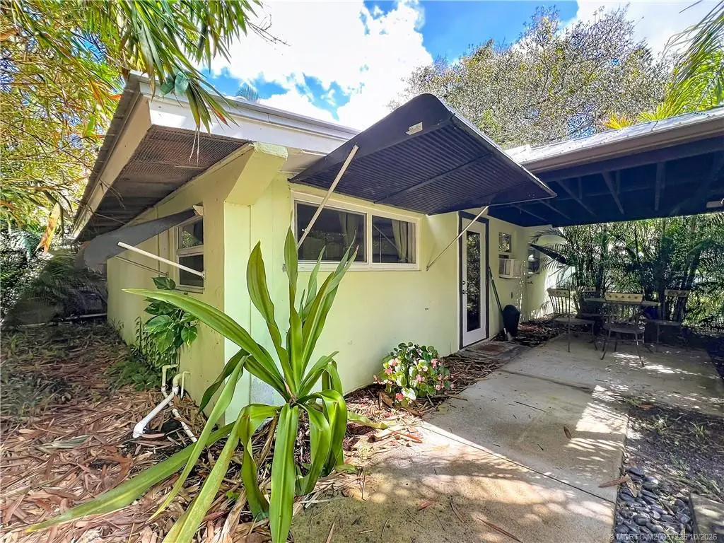 Photo 3 at 4839 Sears Street, Fort Pierce