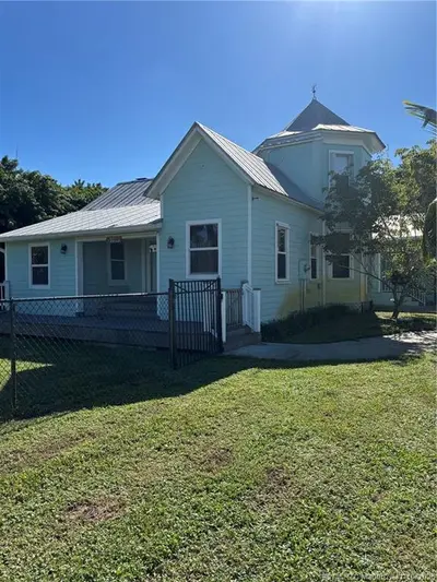 11995 S Indian River Drive, Jensen Beach – Single Family Residence for sale