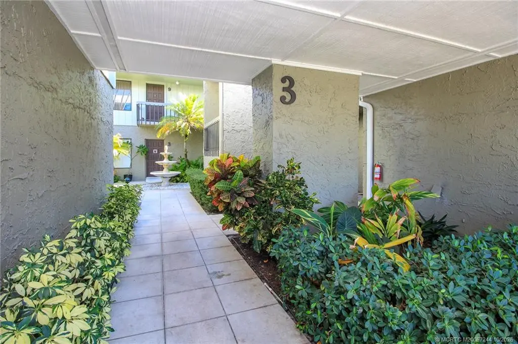 Photo 4 at 800 NW Fork Road 3-12, Stuart