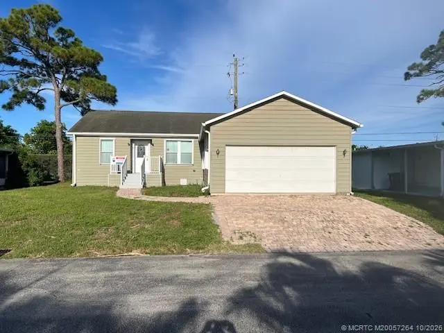 Photo 1 at 6298 S Ash Lane, Lantana