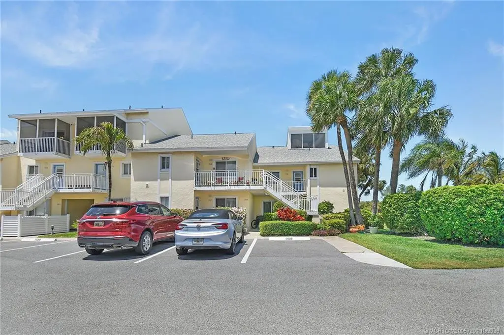 Photo 3 at 5532 NE Gulfstream Way, Stuart