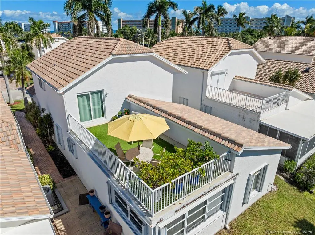 Photo 2 at 115 Pepper Lane, Jensen Beach