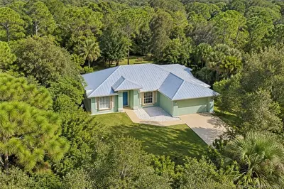 5223 SW Quail Hollow Street, Palm City – Single Family Residence for sale