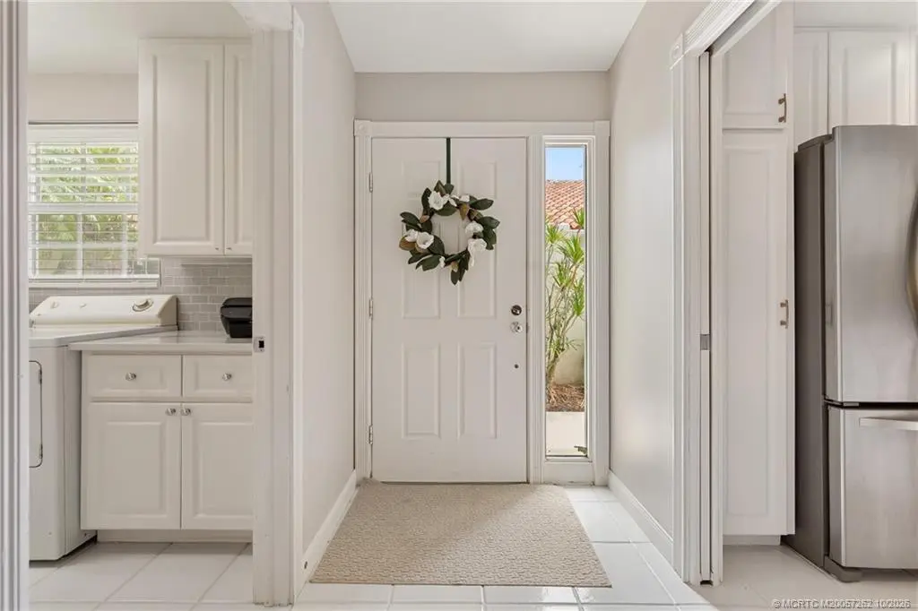 Entry way at 1602 SW Pineland Way, Palm City