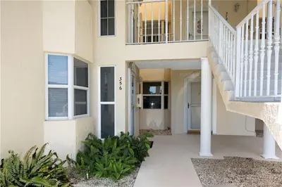 356 Grove Isle Circle, Vero Beach – Condominium for sale