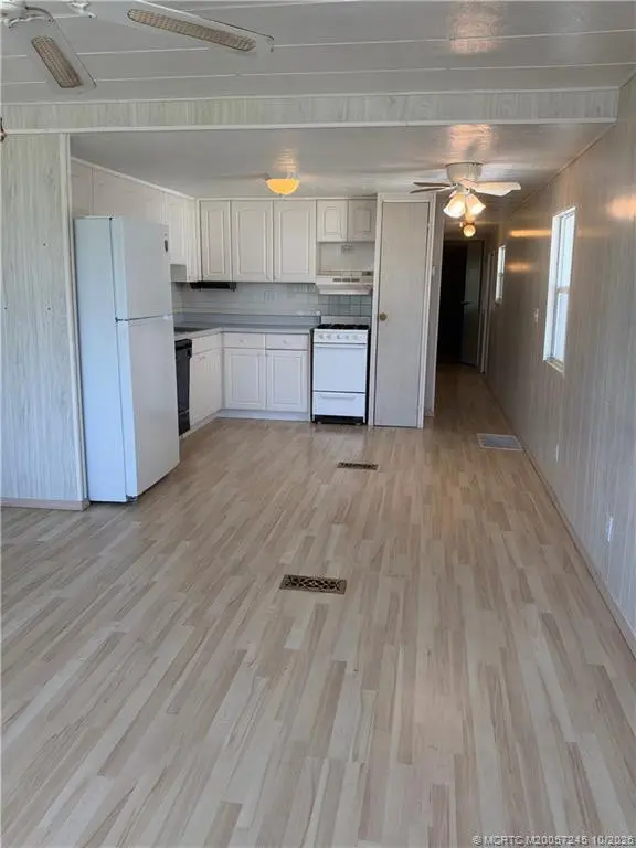 Photo 6 at 603 Tahiti Way, Jensen Beach
