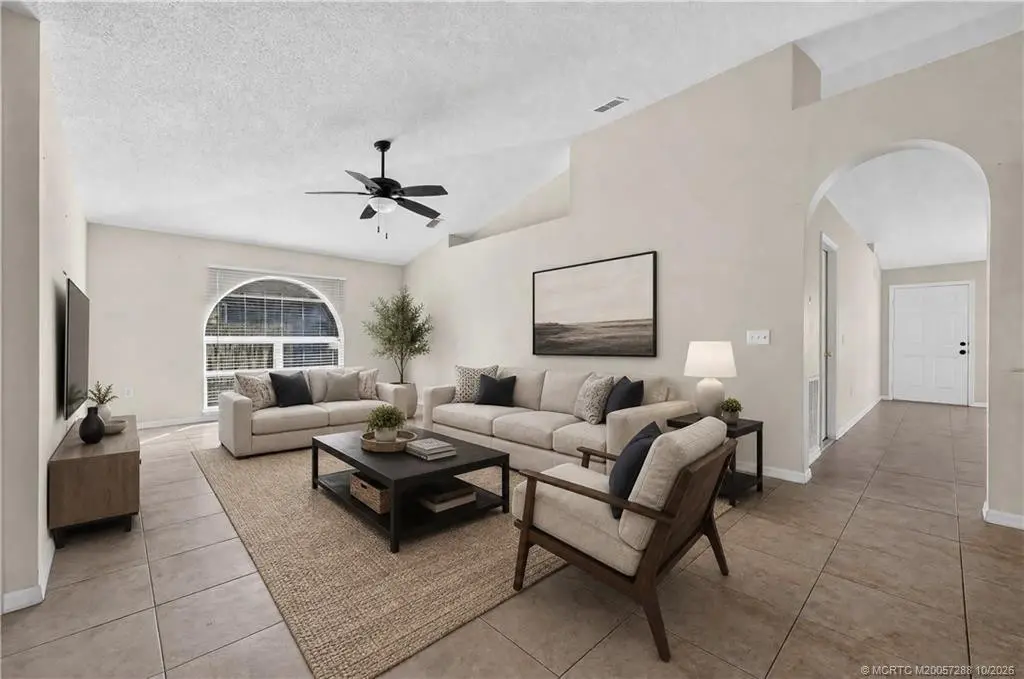 Photo 7 at 1833 SW Lofgren Avenue, Port St. Lucie