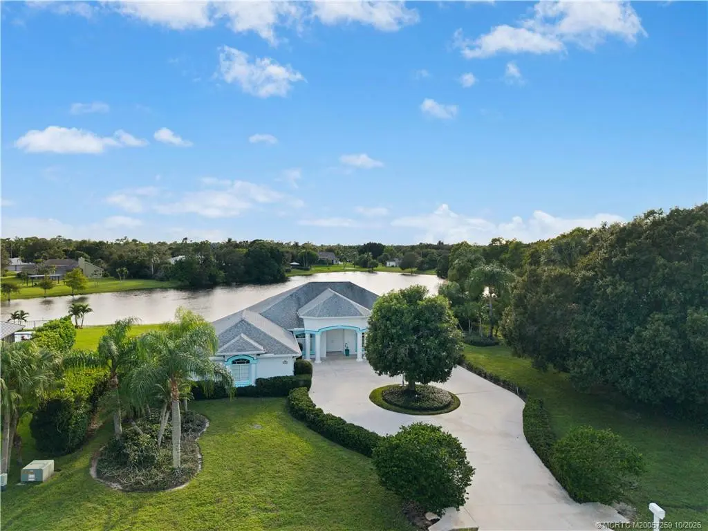 Photo 2 at 800 SE Waterside Way, Stuart