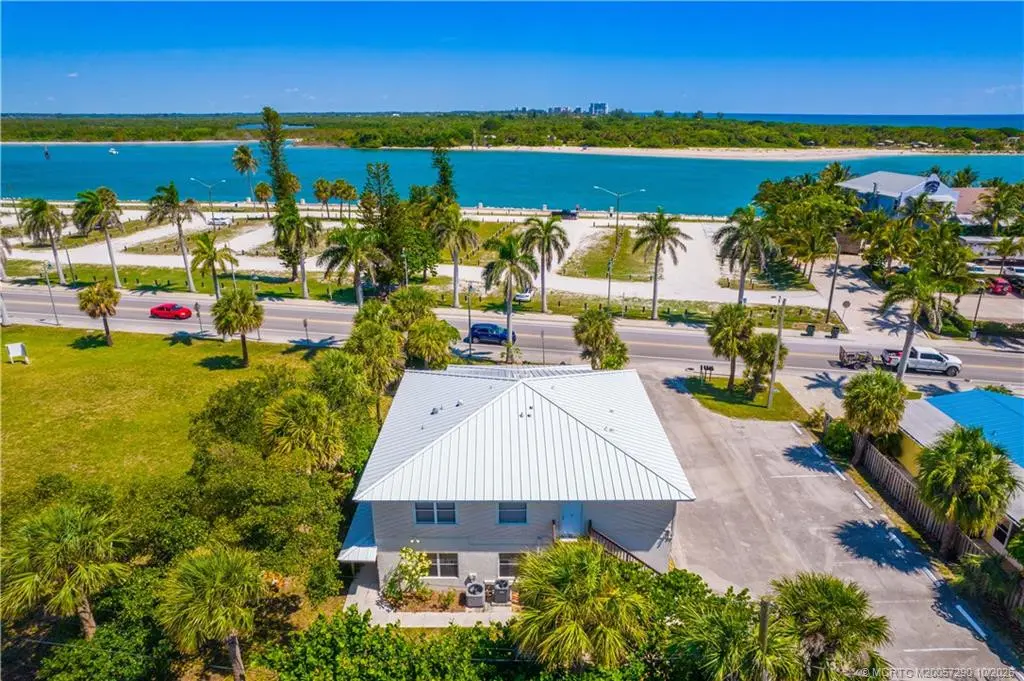Photo 3 at 1821 Seaway Drive, Fort Pierce