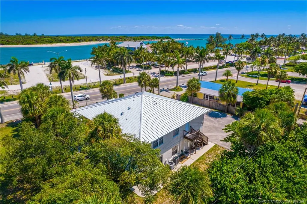 Photo 5 at 1821 Seaway Drive, Fort Pierce