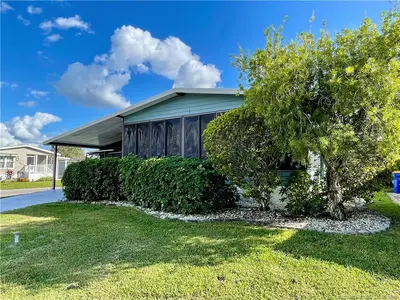 16108 SW Five Wood Way, Indiantown – Manufactured Home for sale