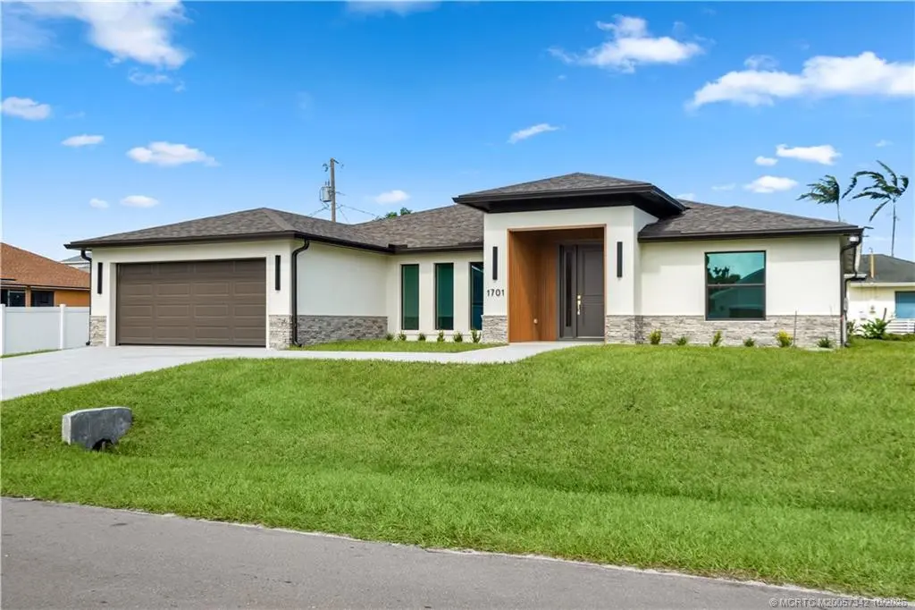 Photo 5 at 1701 SW Buttercup Avenue, Port St. Lucie