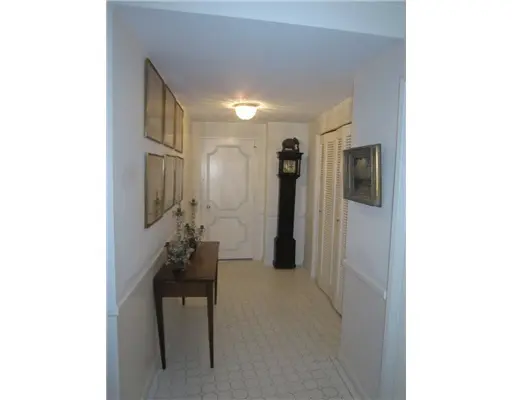 Additional Photo at 100 Royal Palm F1, Palm Beach