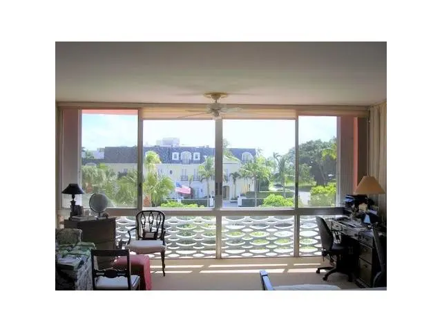 Additional Photo at 315 S Lake Drive 3C, Palm Beach
