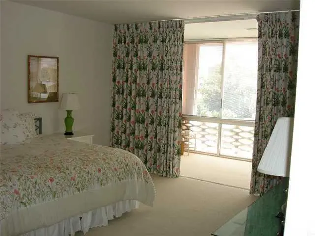 Additional Photo at 315 S Lake Drive 4A, Palm Beach