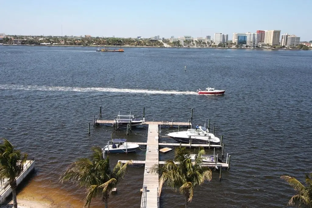 Dock at 250 Bradley Place 707, Palm Beach
