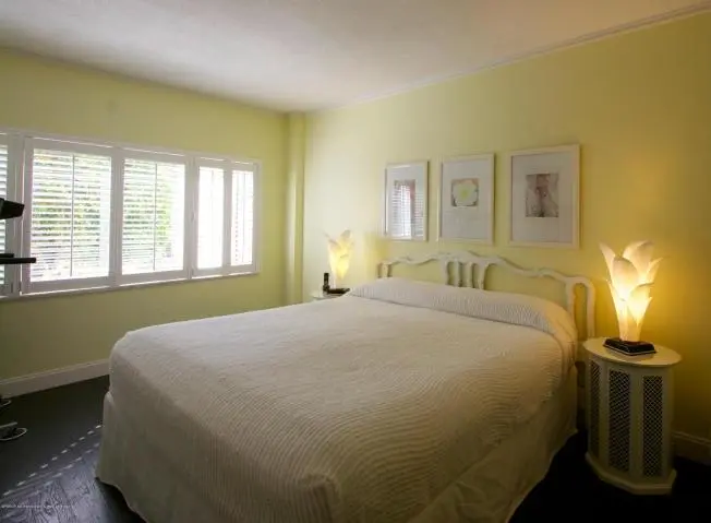 Bedroom at 250 Bradley Place 202, Palm Beach