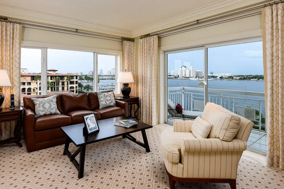 Family Room MLS at 250 Bradley Place 708, Palm Beach