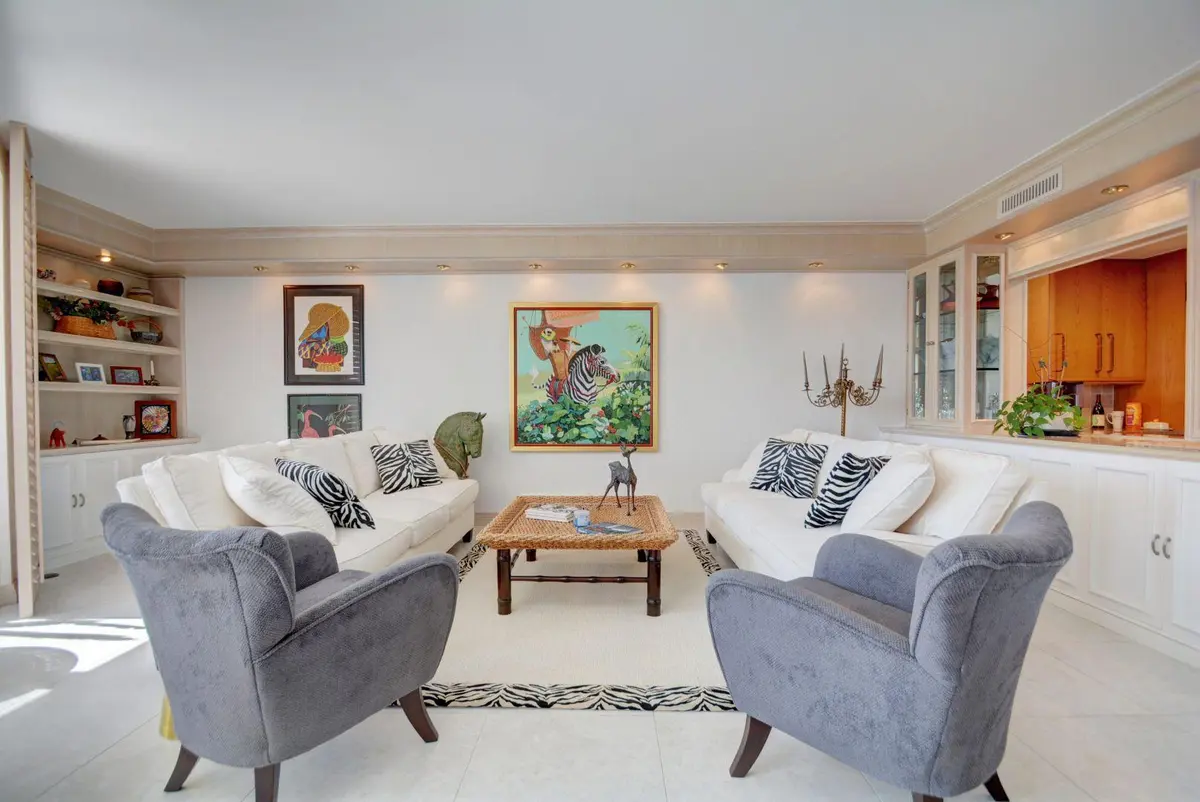 Living Room at 3100 NE 47th Court Th5, Fort Lauderdale