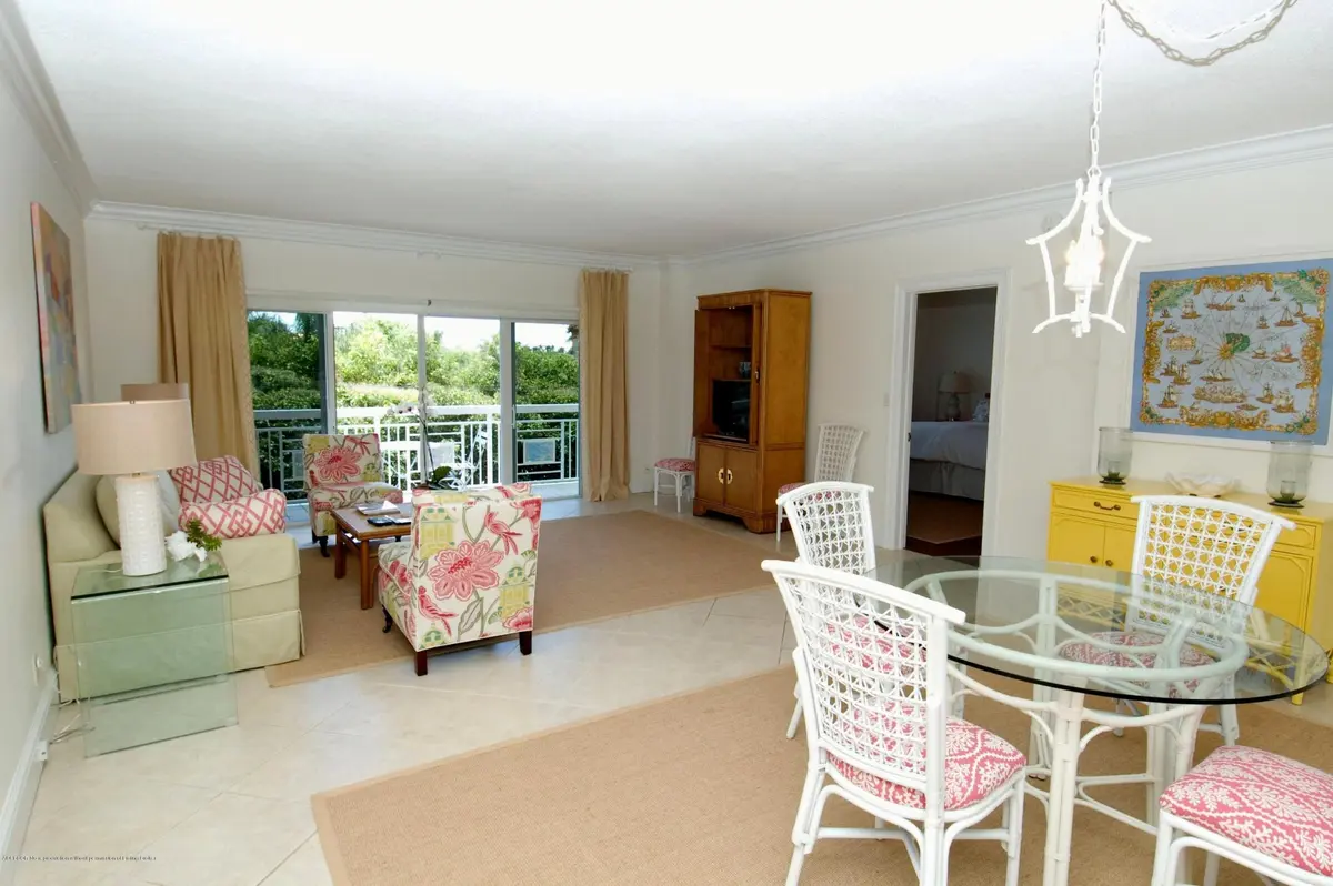 250 Bradley Place 405, Palm Beach, FL – photo 3