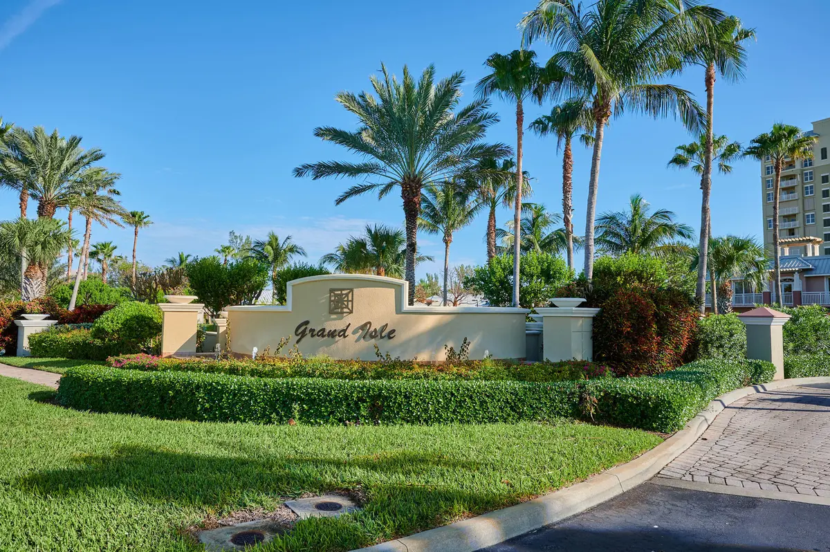 Grand Isle Condominiums at 3702 N Highway A1a 502, Hutchinson Island