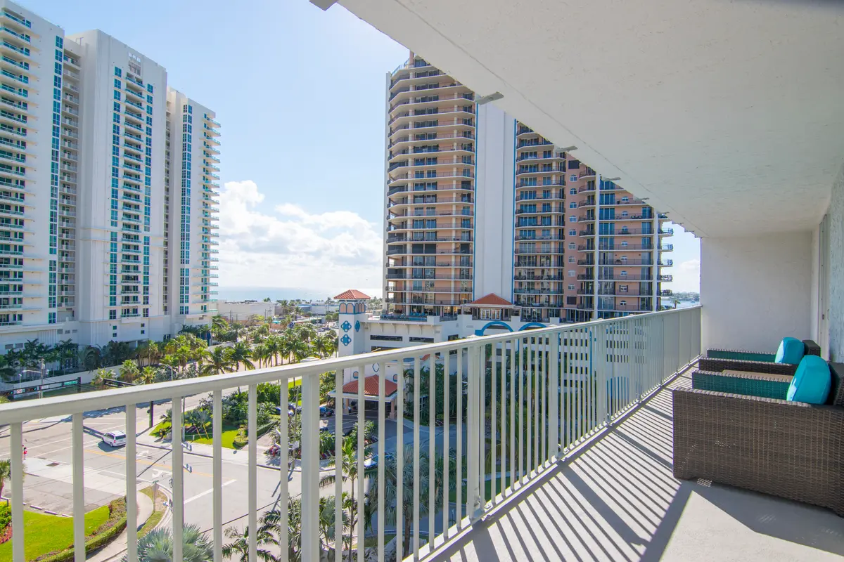 Ocean view at 77 S Birch Road 9b, Fort Lauderdale