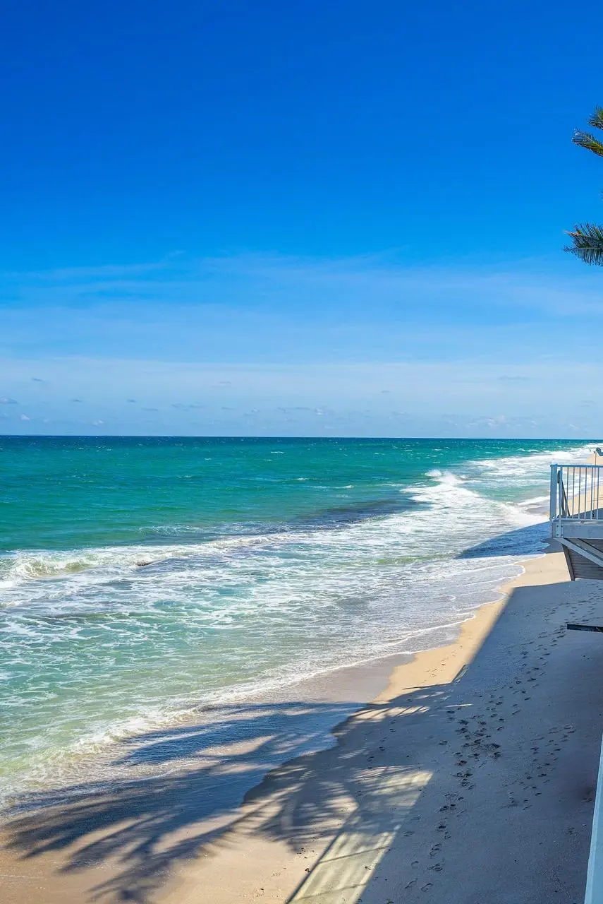 2 South Ocean Views at 3550 S Ocean Boulevard 5e, South Palm Beach