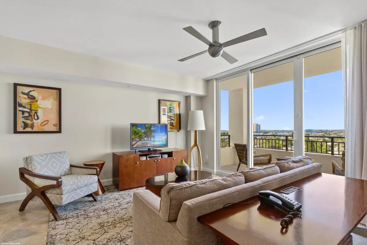 816 b at 3800 N Ocean Drive 816, Singer Island