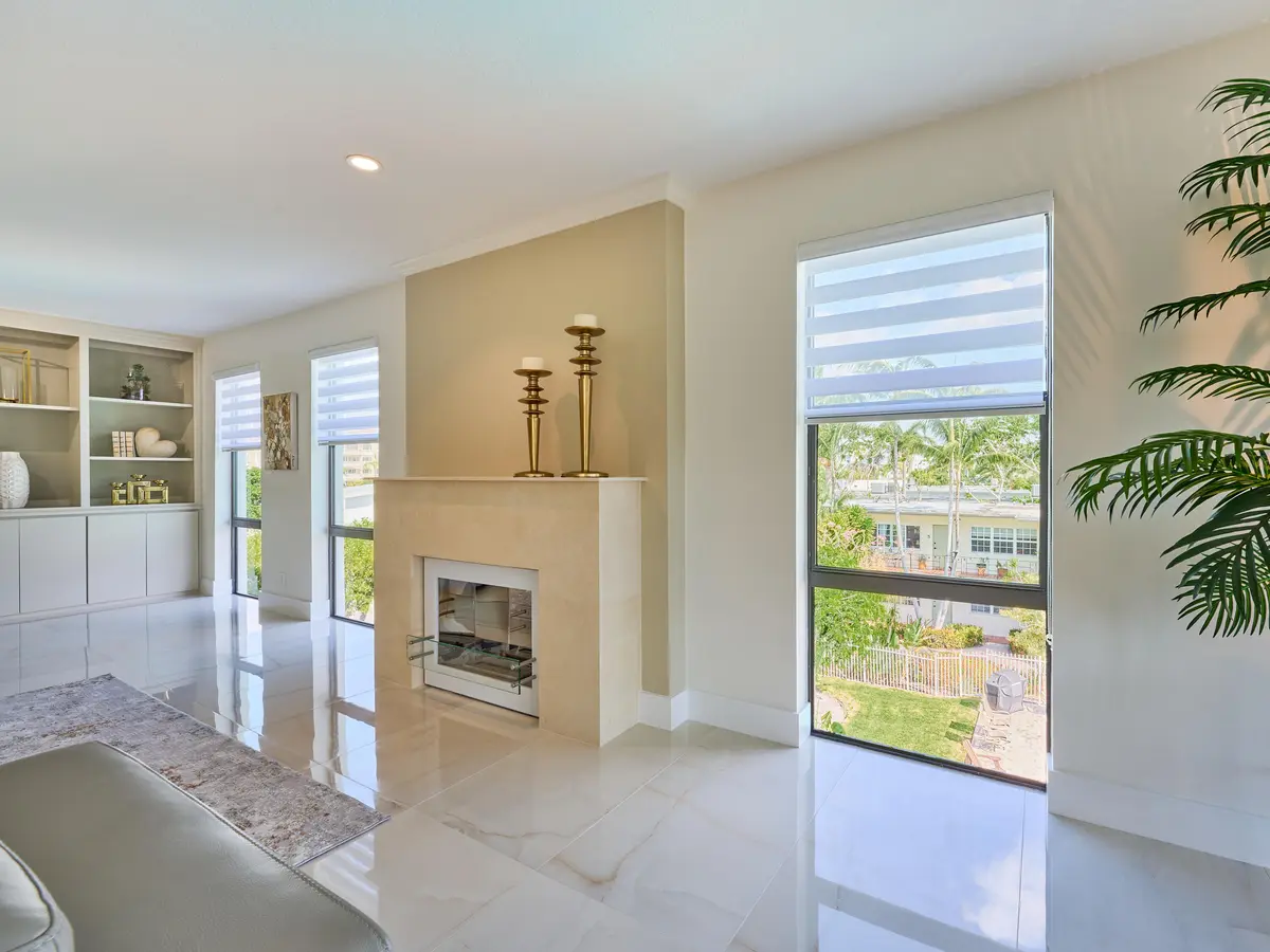 790B0A22-3531-4FC8-8896-02FD0F943AB5 at 76 Isle Of Venice Drive H, Fort Lauderdale
